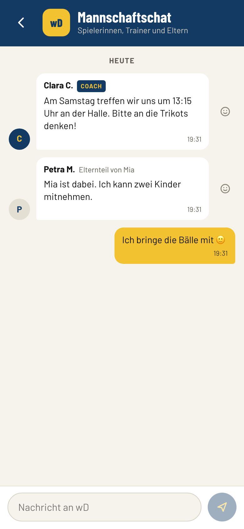Mannschaftschat mit Trainerin, Mutter und Spielerin